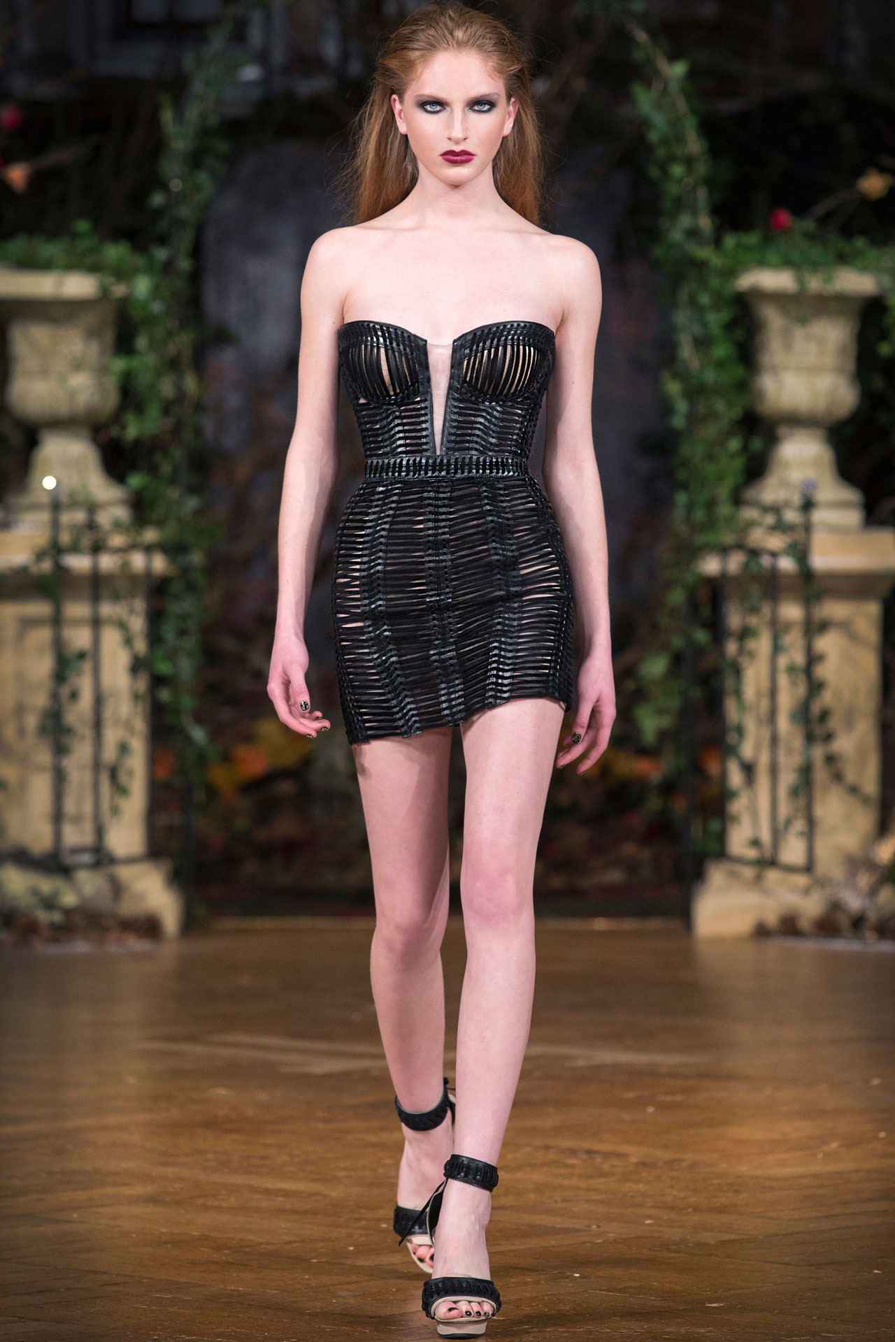 AW16  LOOK 10
