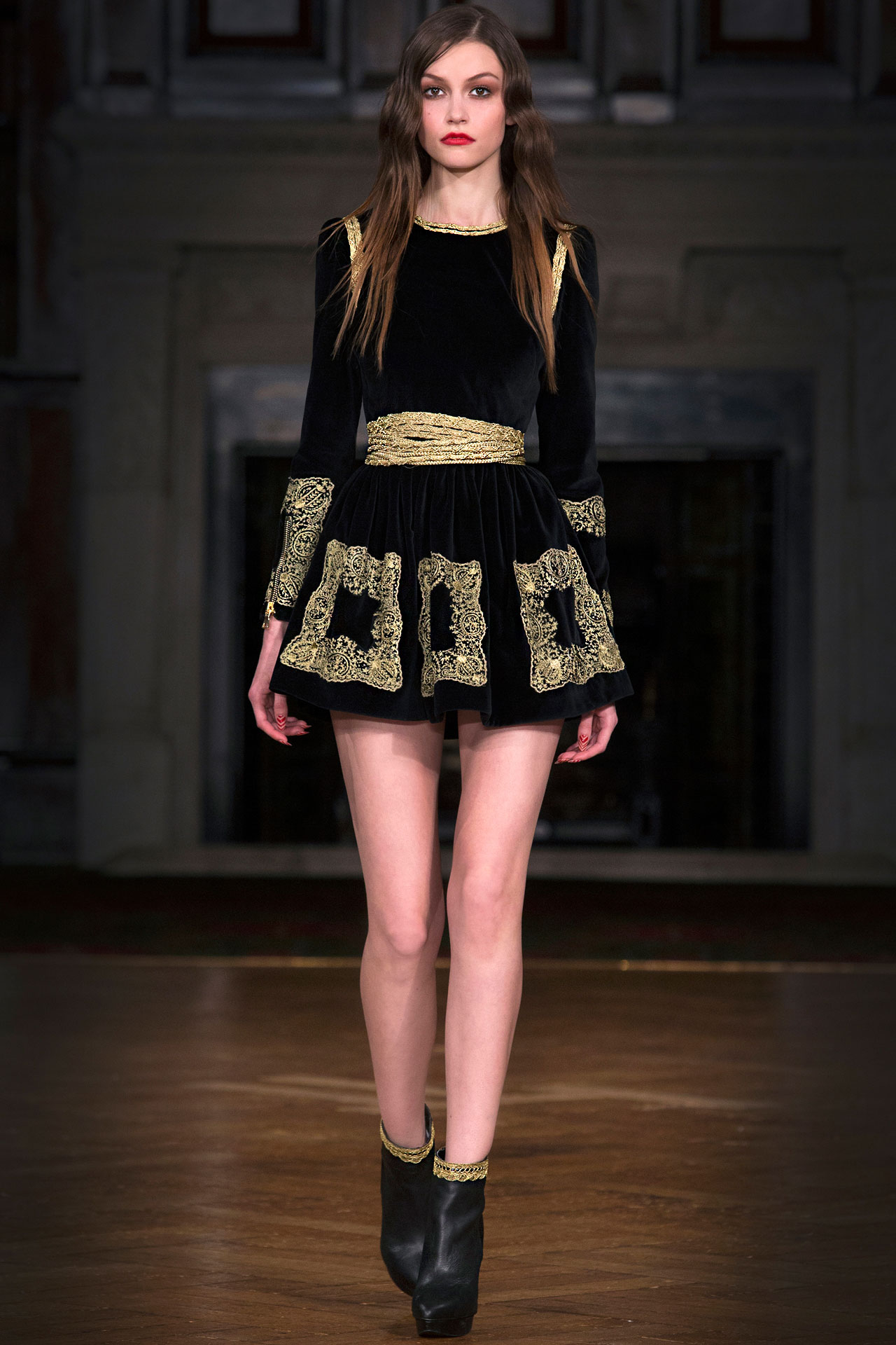 AW15 LOOK 6