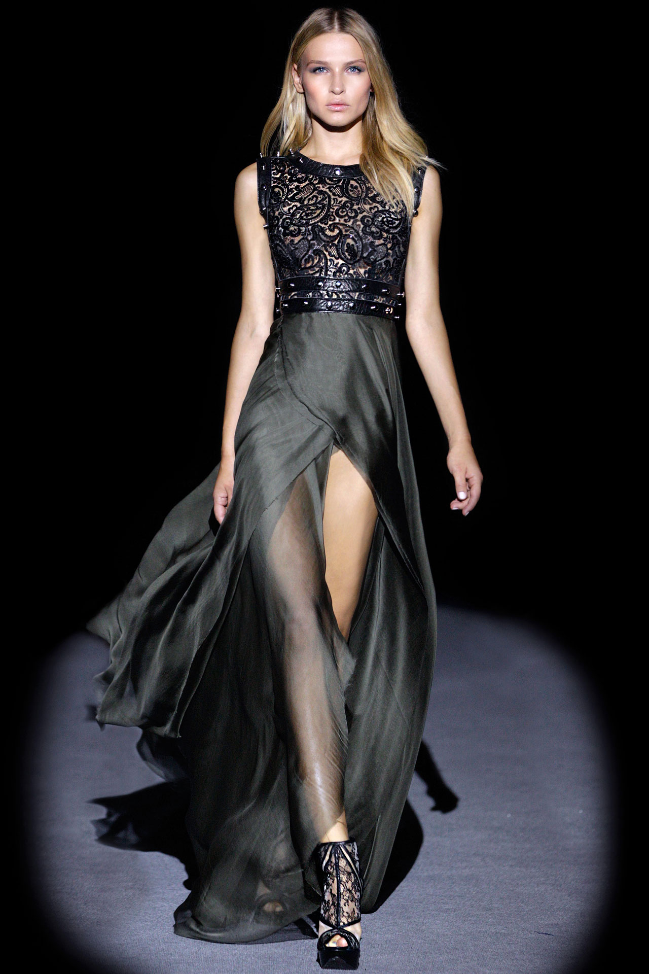 SS13 LOOK 11
