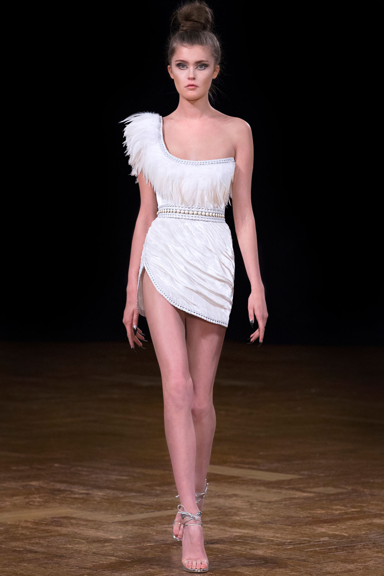 AW18 LOOK 1