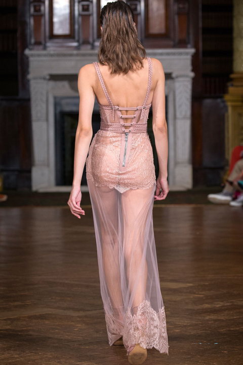 SS20 LOOK 34