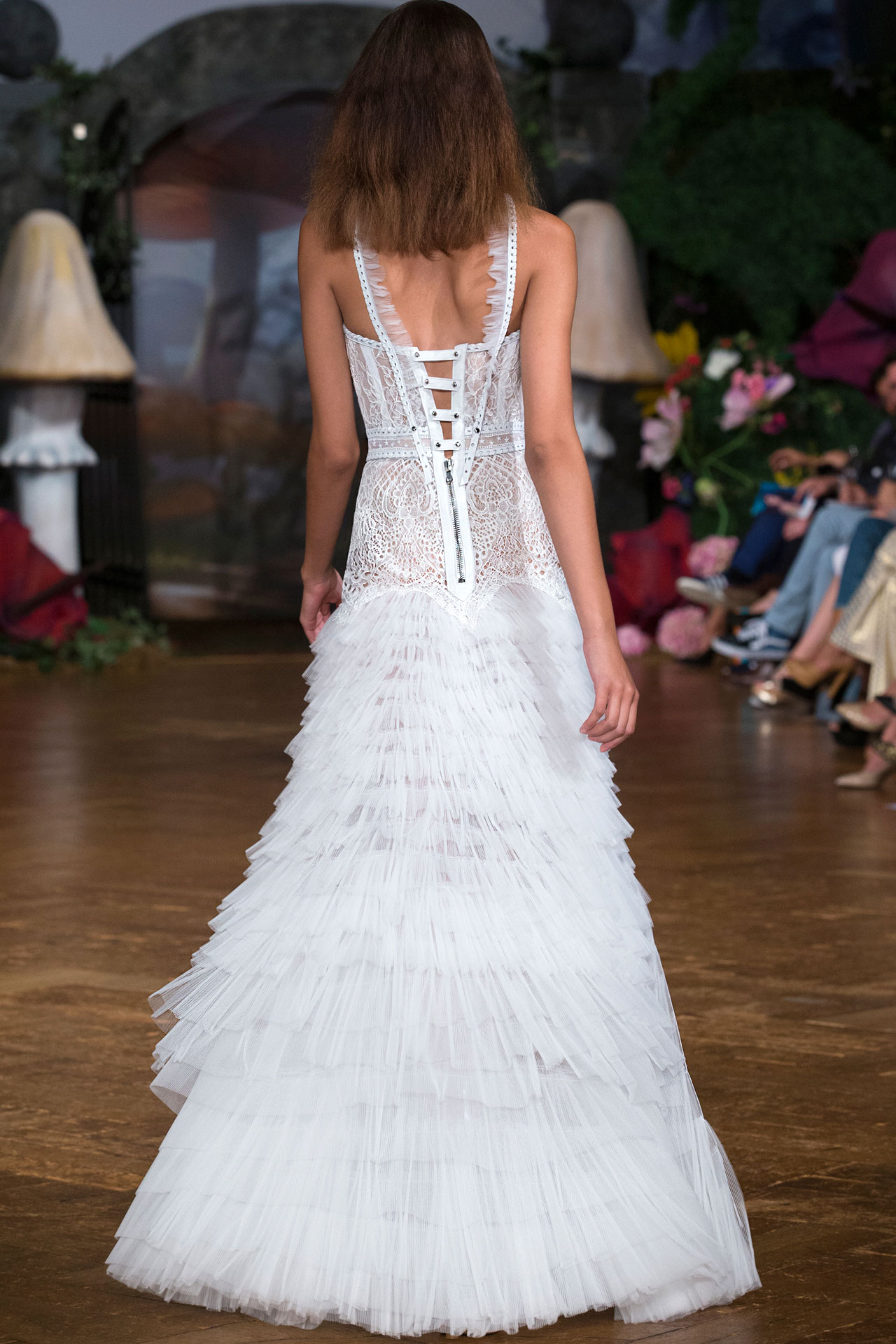 SS19 LOOK 34