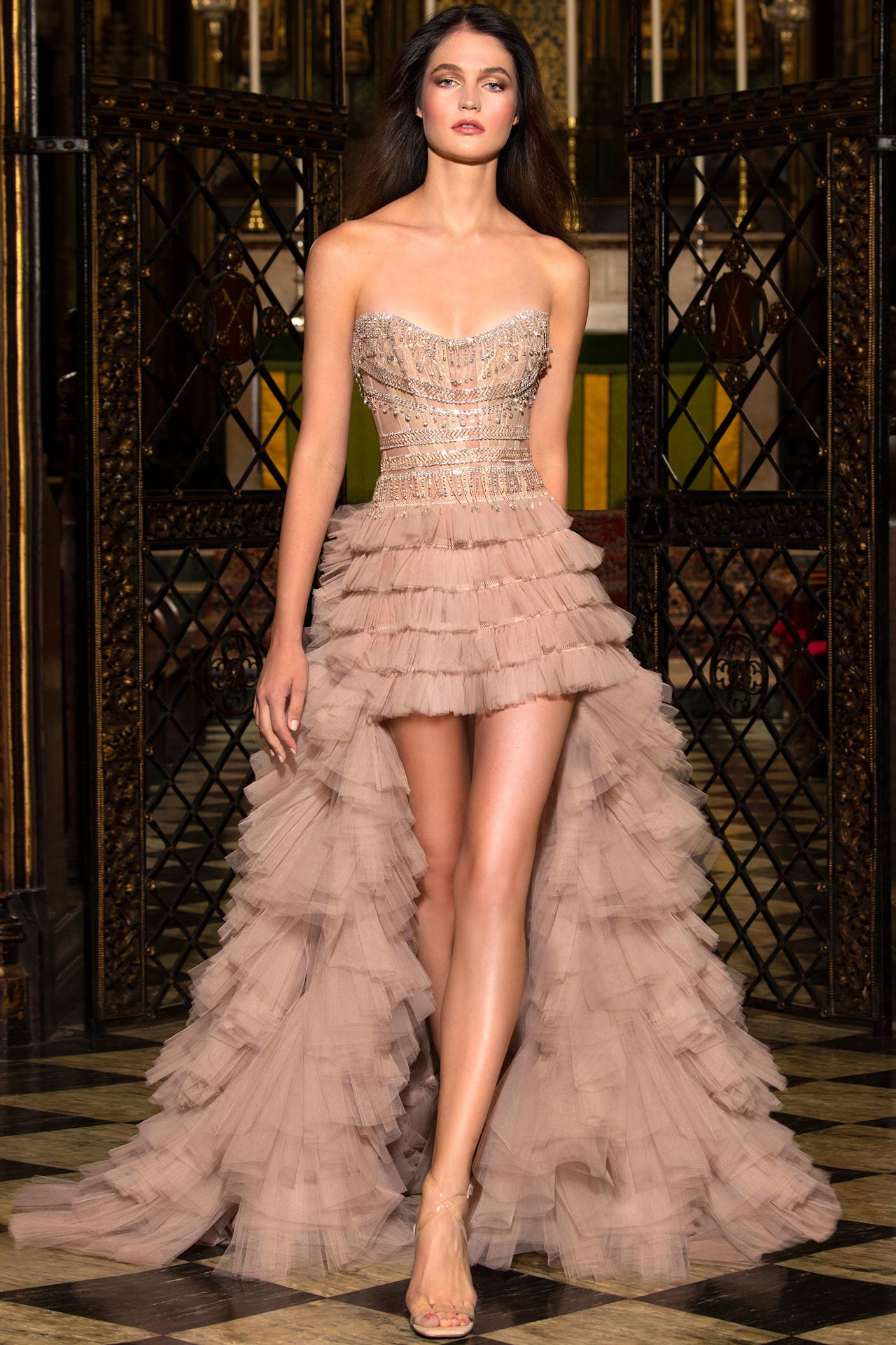 RUNWAY LOOKS - SPRING/SUMMER 2023 - Collections